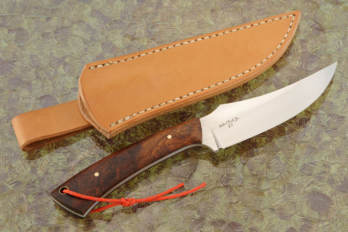 Trailing Point Skinner with Ironwood Burl