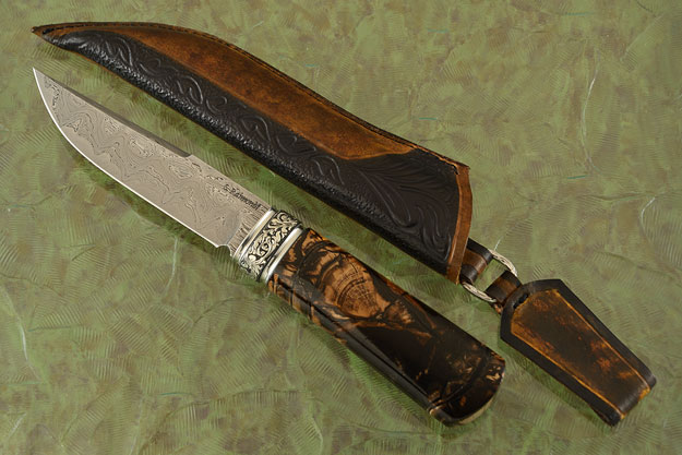 Nordic Hunter with Crosscut Mammoth and Damascus San Mai