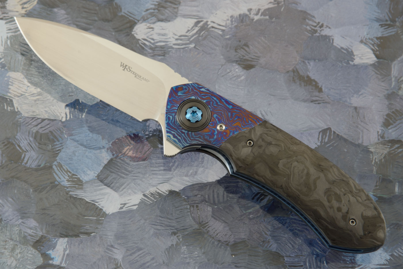 Hornet with Marbled Carbon Fiber and Timascus (IKBS)