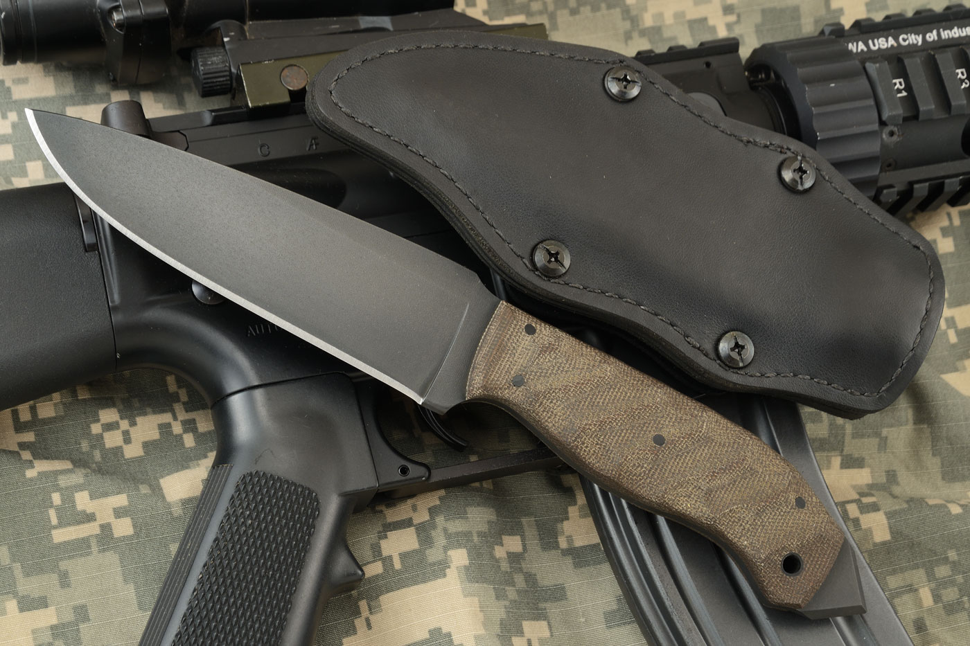 Spike Belt Knife with Sculpted Green Micarta