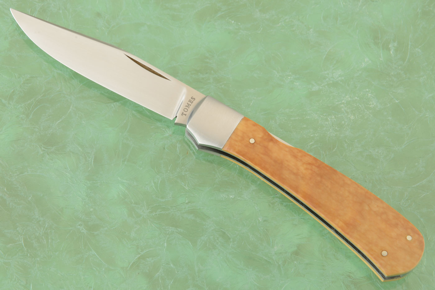 Frontlock Trapper with Ancient Walrus Ivory