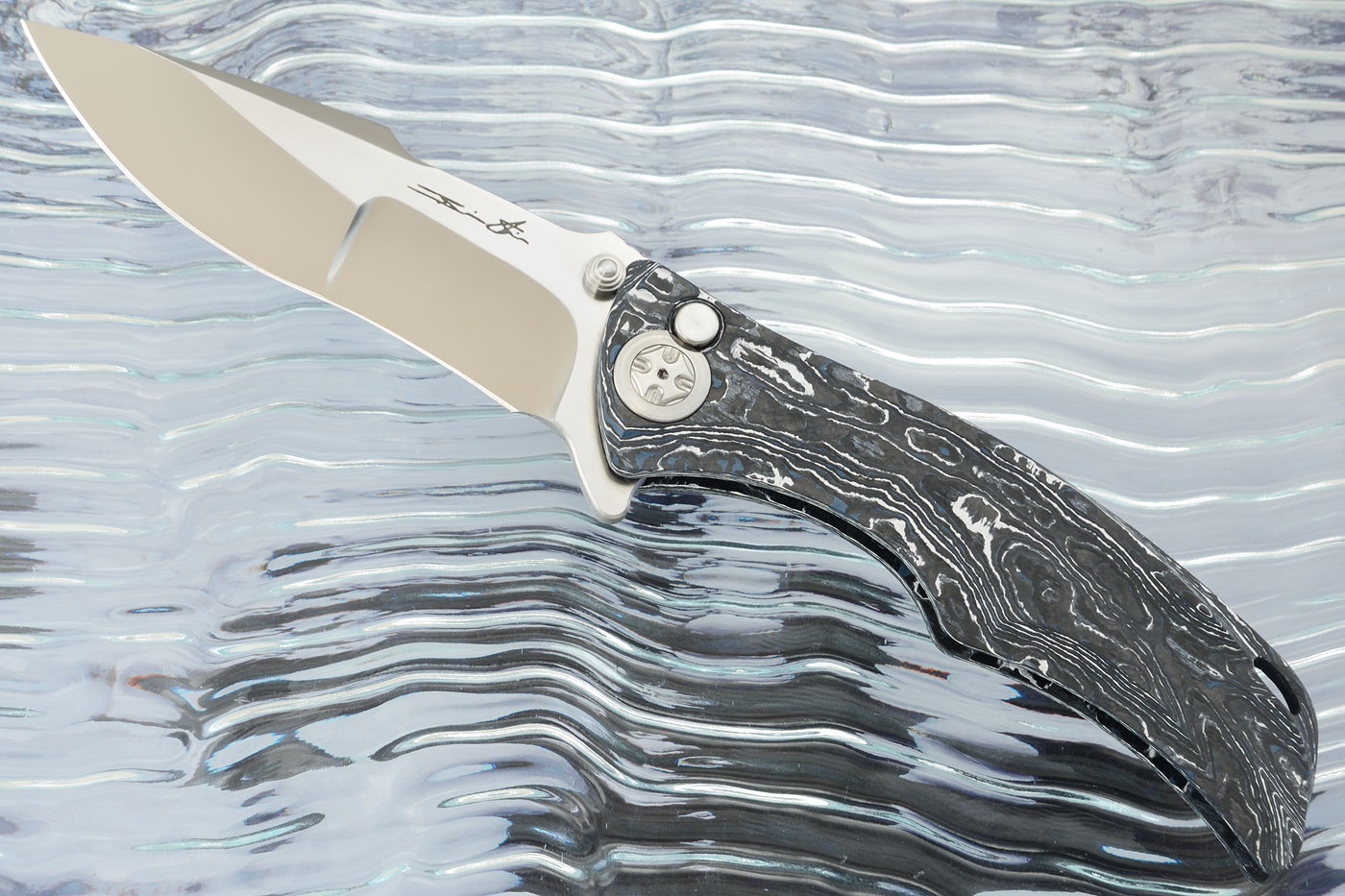 Tighe Down Integral Button Lock Flipper with FatCarbon