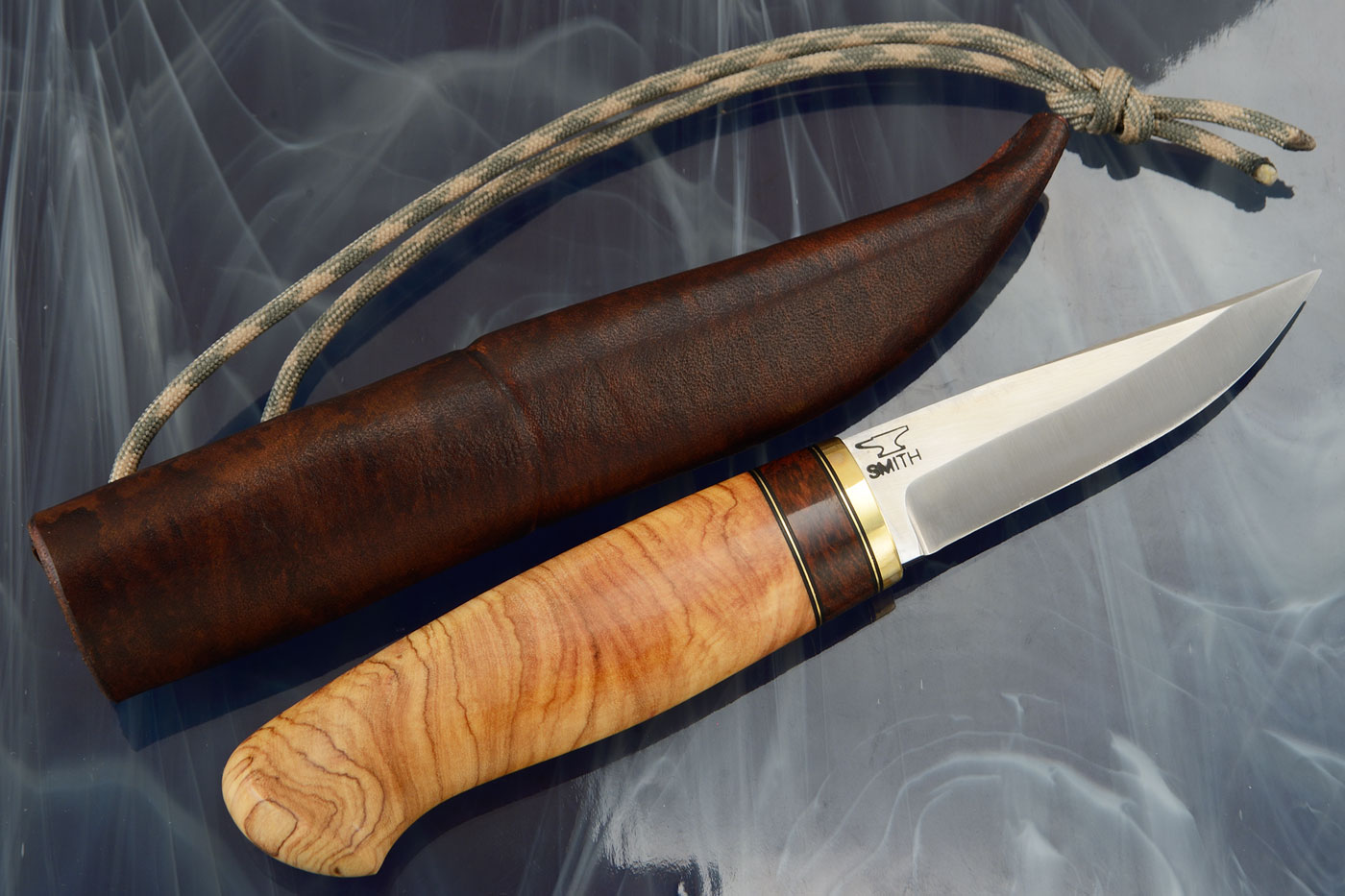 Puukko with Wild Olive and Snakewood