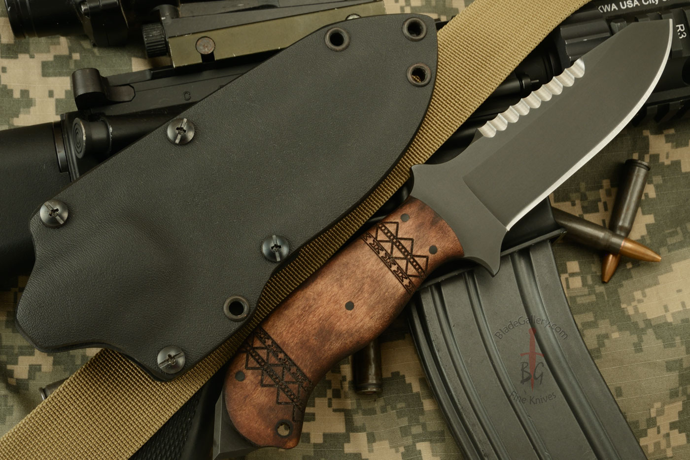 S.A.R. with Maple Handle, Tribal Markings