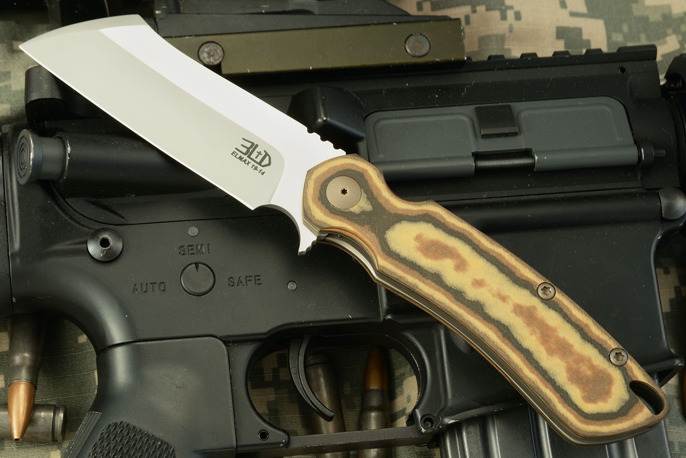 P6 Flipper with Camo G10 - ELMAX (Ceramic Bearings)