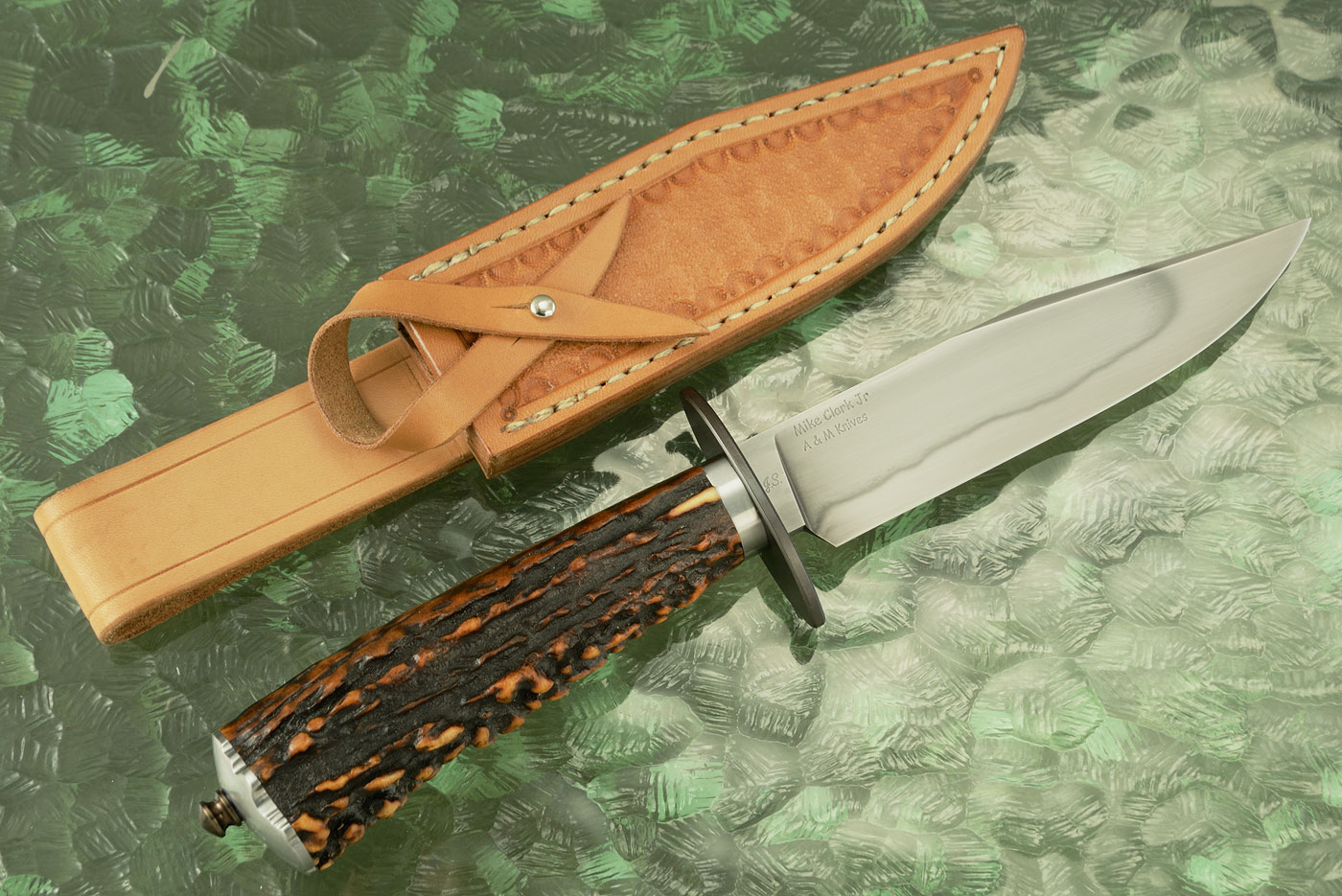 Gent's Bowie with Sambar Stag