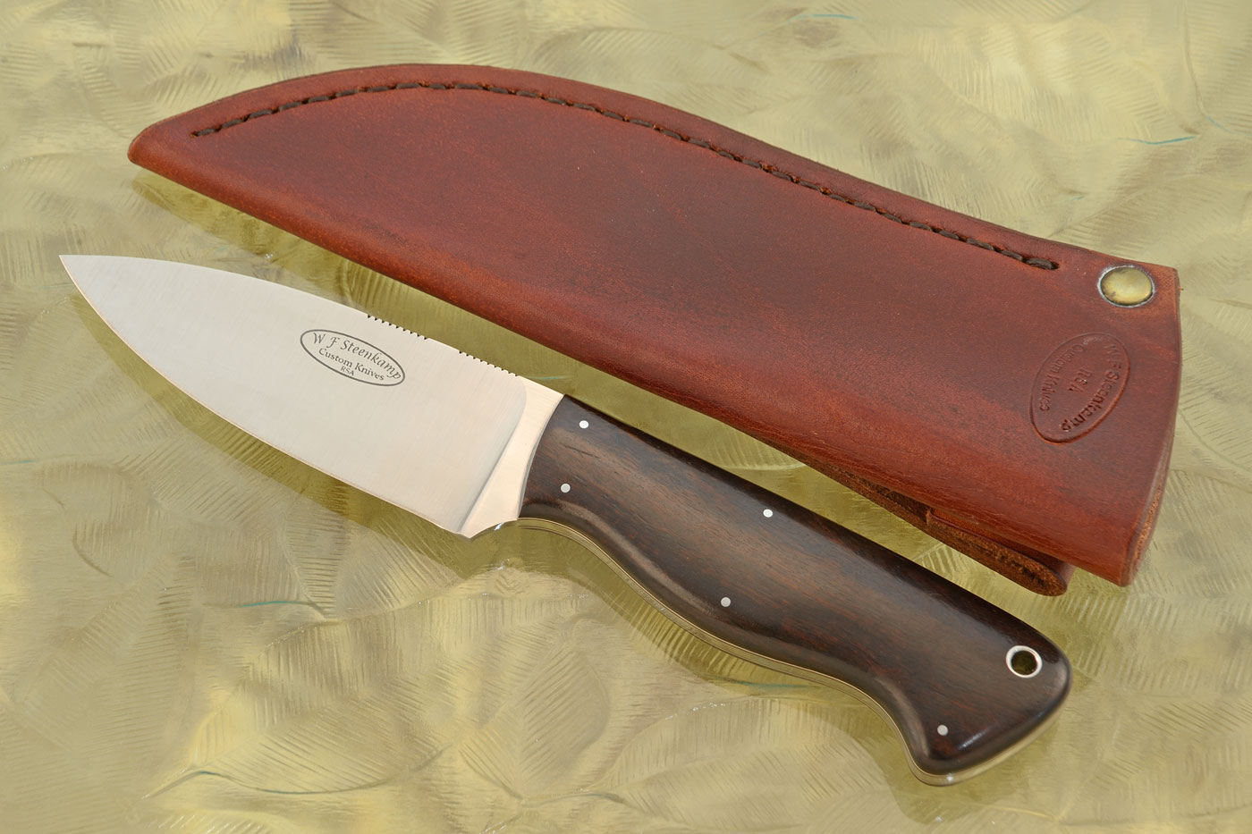 Spear Point Hunter with Red Bushwillow