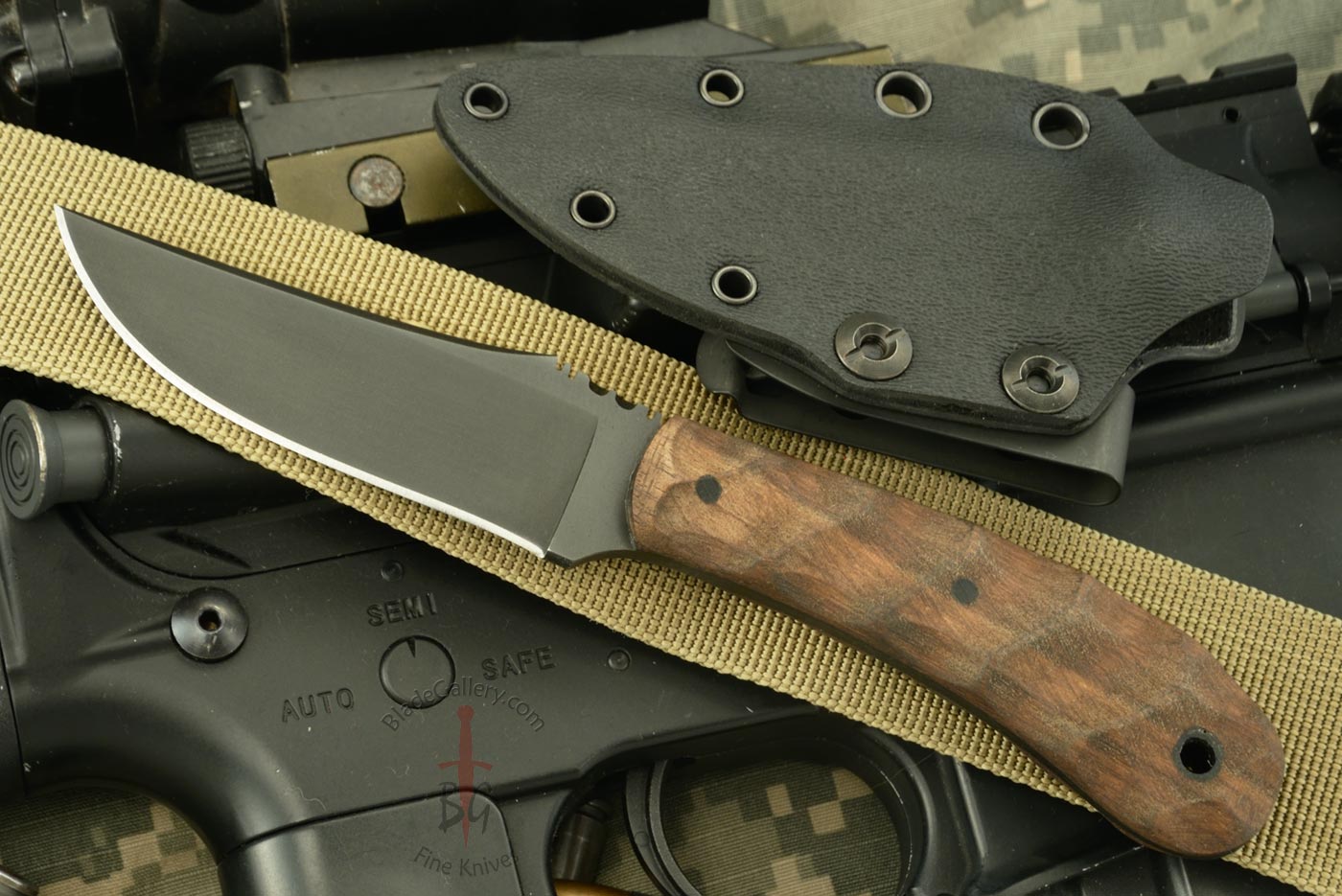 Standard Duty 1 (SD1) with Sculpted Walnut