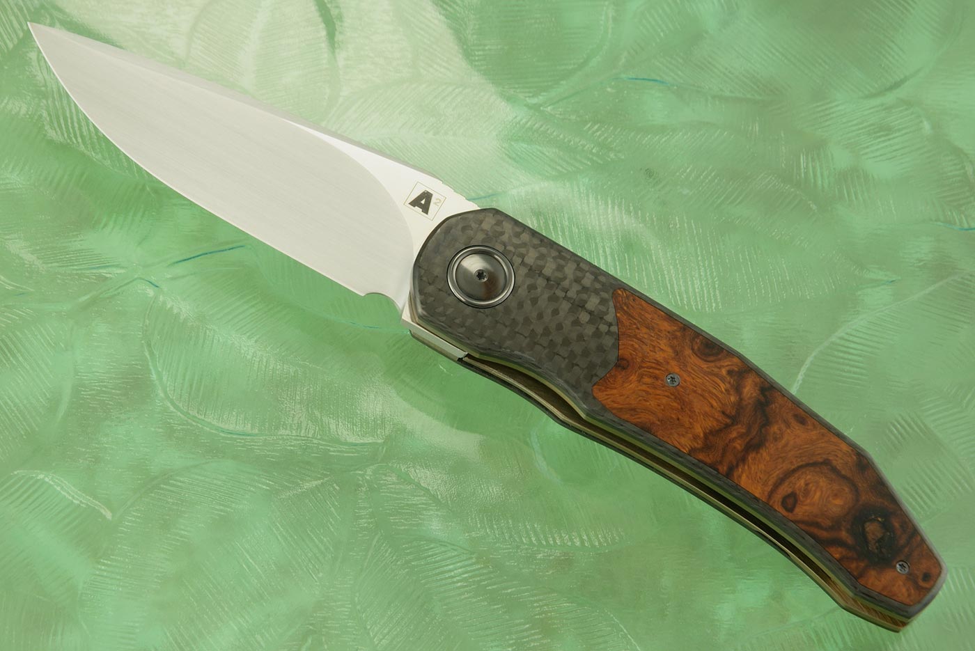 A9 Front Flipper with Carbon Fiber and Ironwood (Dual Row Ceramic IKBS) - M390