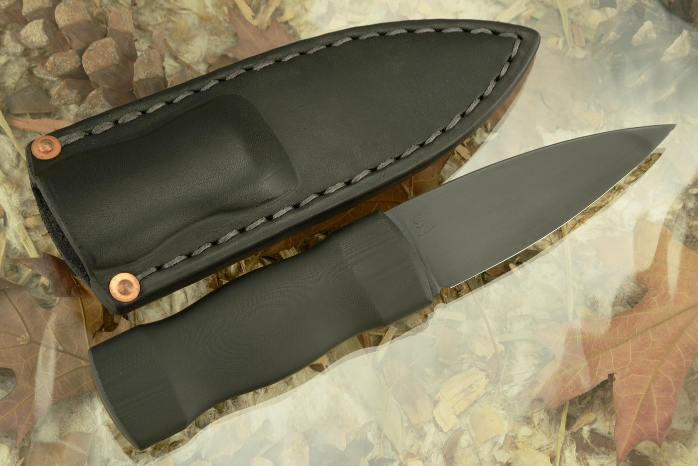 Sgain Dubh with Black G10