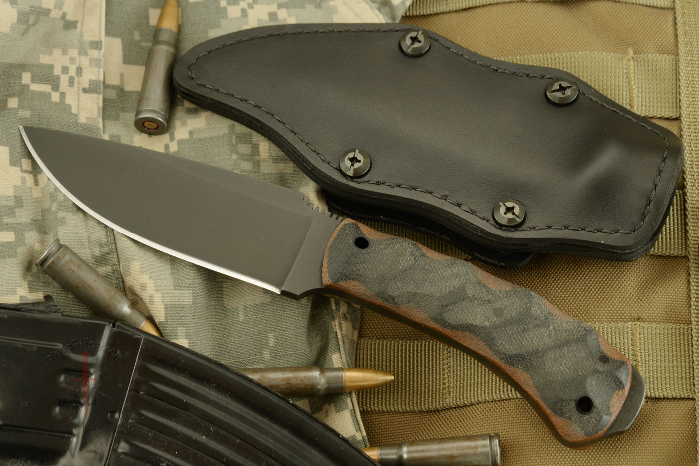 Woodsman with Sculpted Black/Brown Laminate (Wasp)