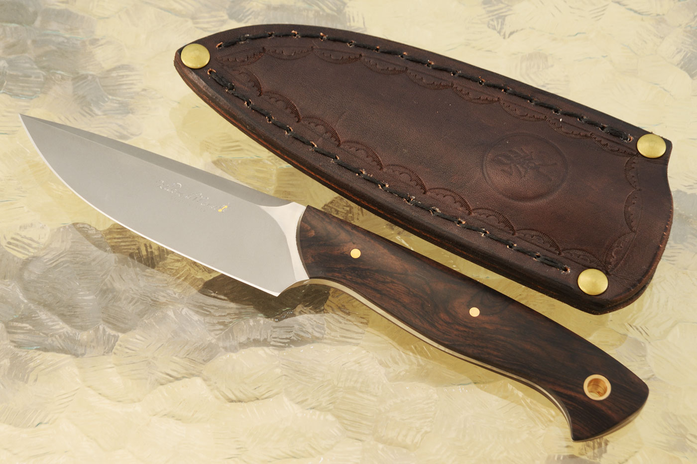 Field Ant Utility/Hunter with African Blackwood - M390