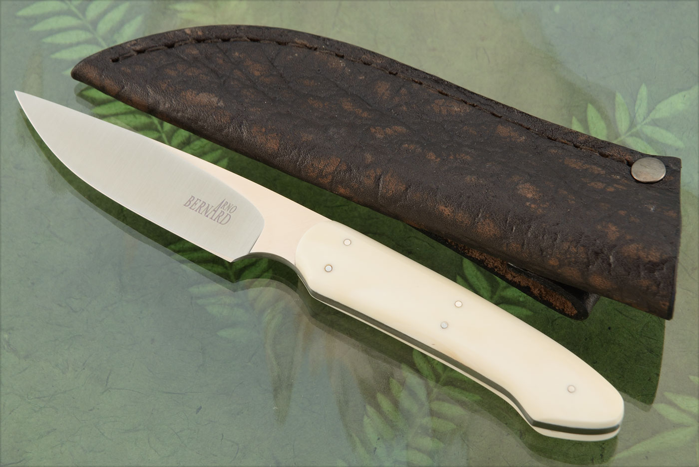 Utility/Hunter with Warthog Tusk