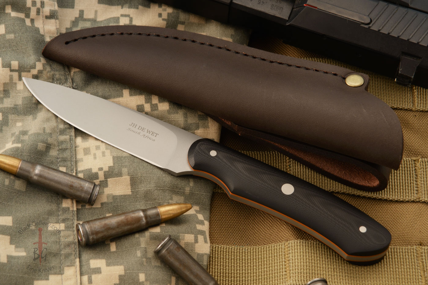 Hawk with Black G-10