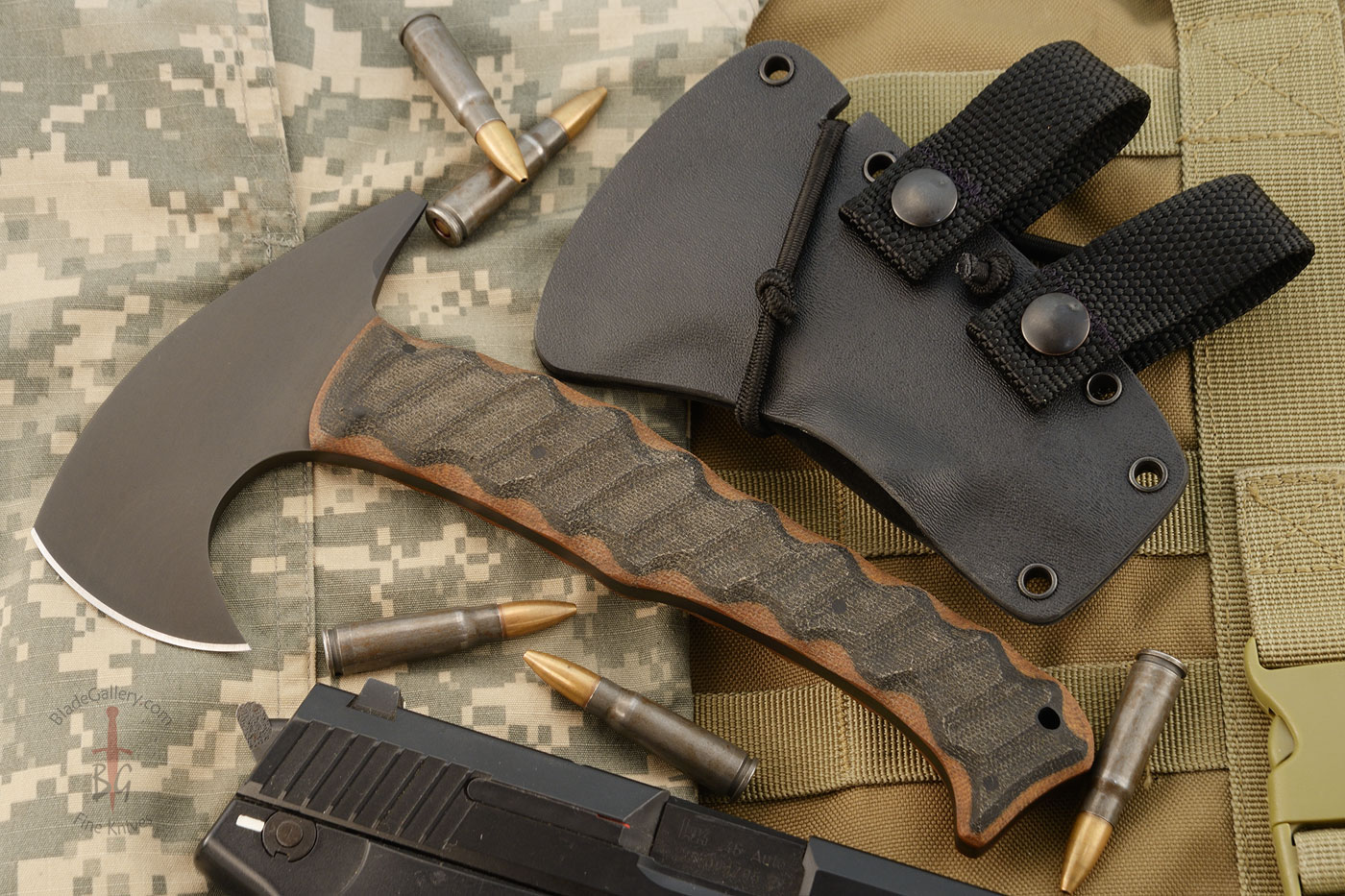 Stealth Axe LT with Sculpted Black/Brown Laminate (Wasp)