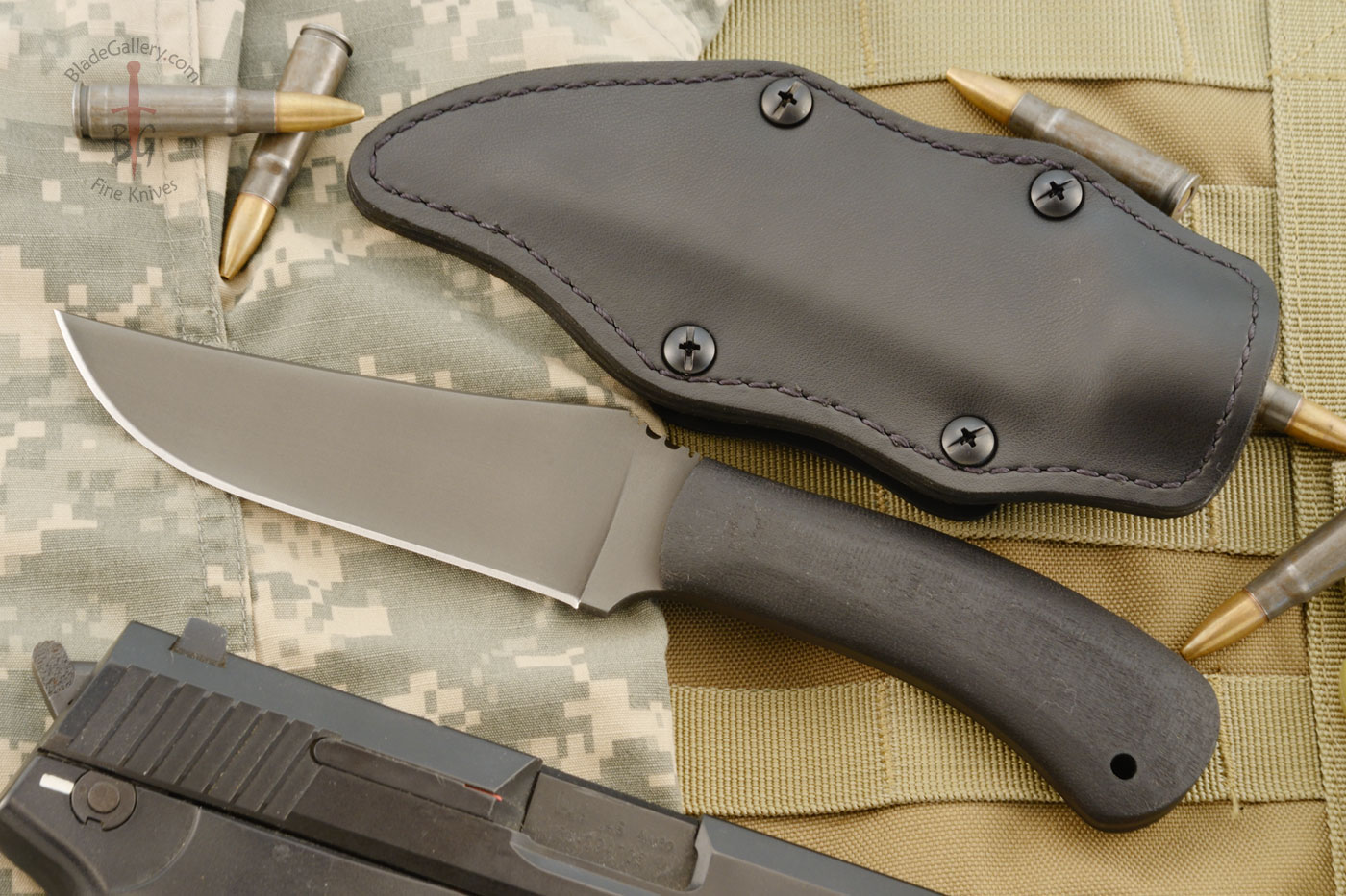 Belt Knife with Black Laminate