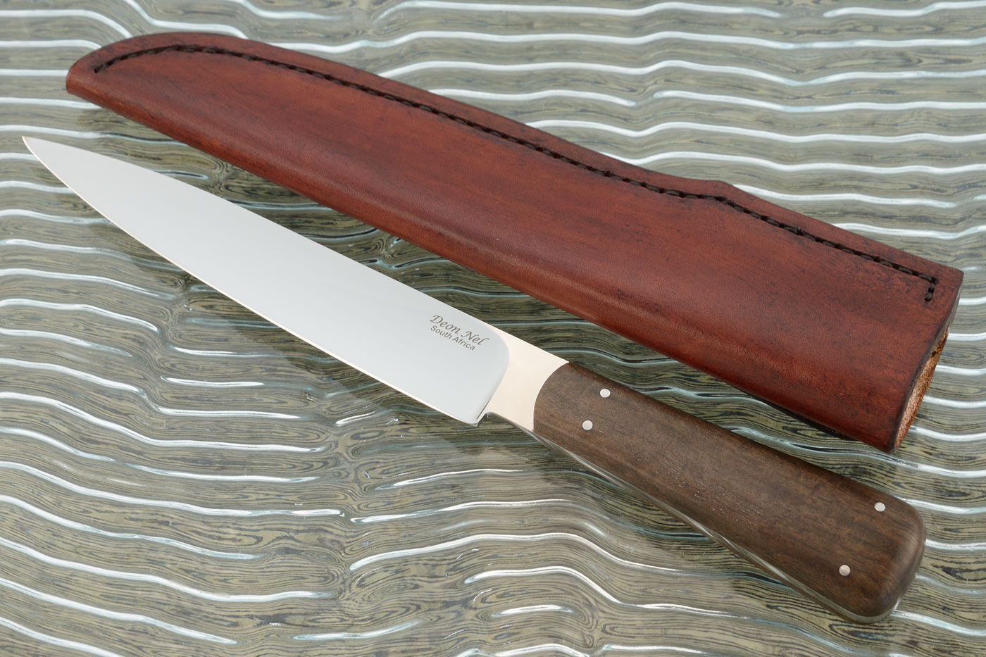 Wolhuter Lion Knife with Red Bushwillow