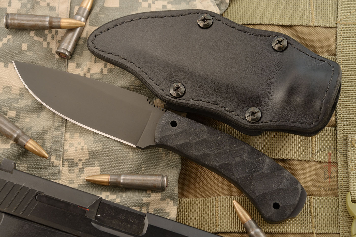 Woodsman with Sculpted Black Laminate