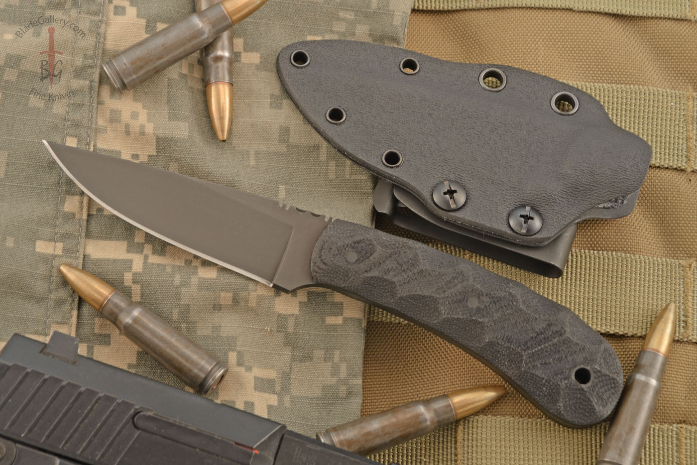 Standard Duty 2 (SD2) with Sculpted Black Laminate