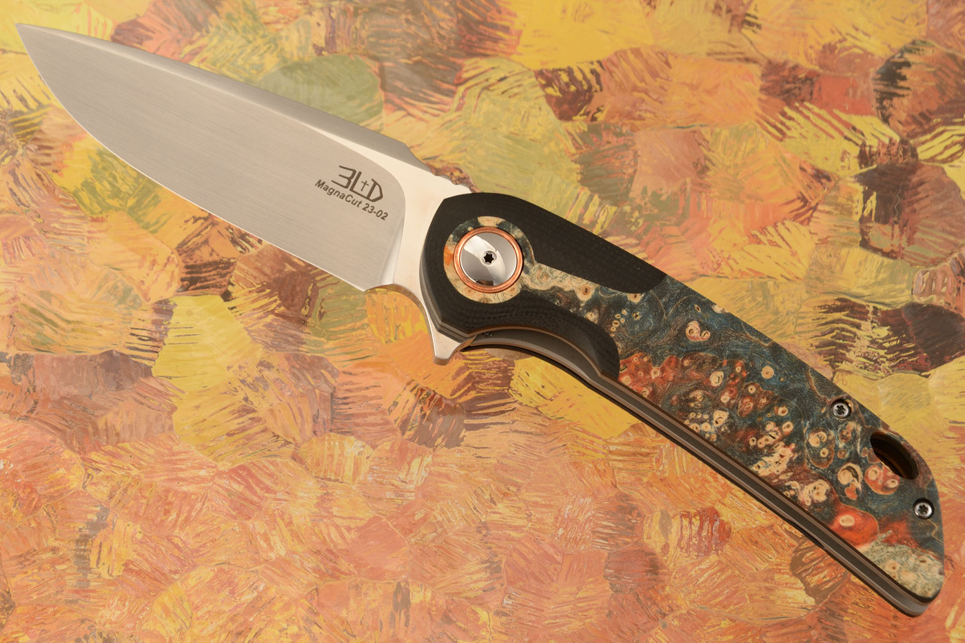 W5 Midi Flipper with Keyhole Maple Burl - CPM-MagnaCut