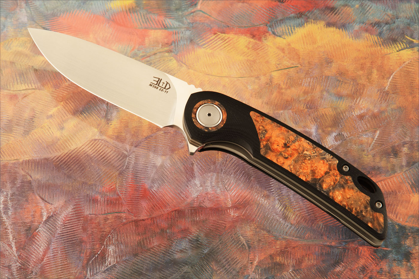 W5 Midi Flipper with Maple Burl - M390
