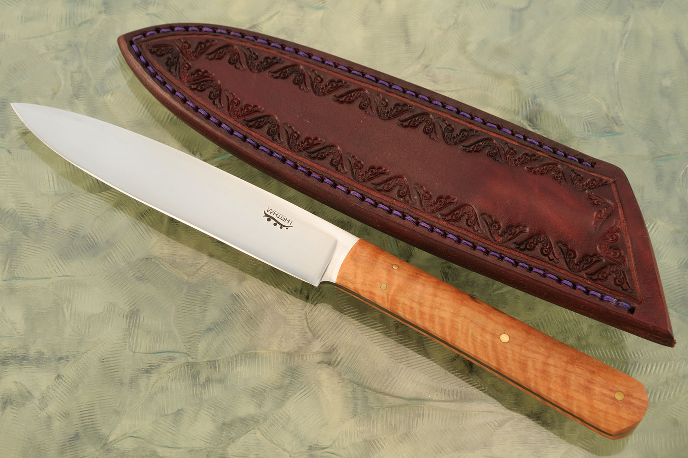Lion Knife with Wild Olive