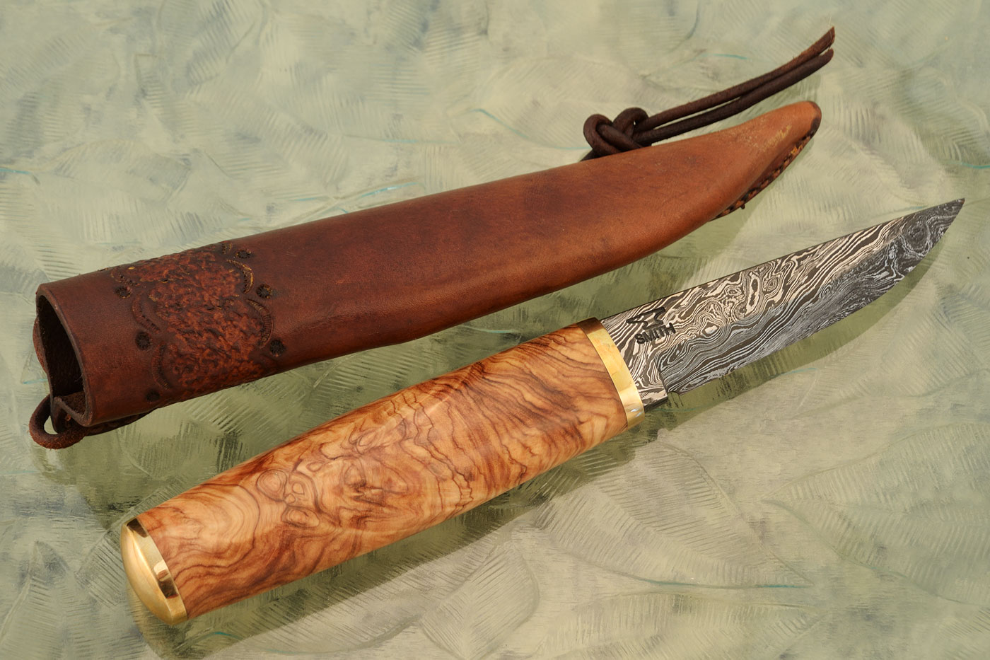 Damascus Puukko with African Wild Olive