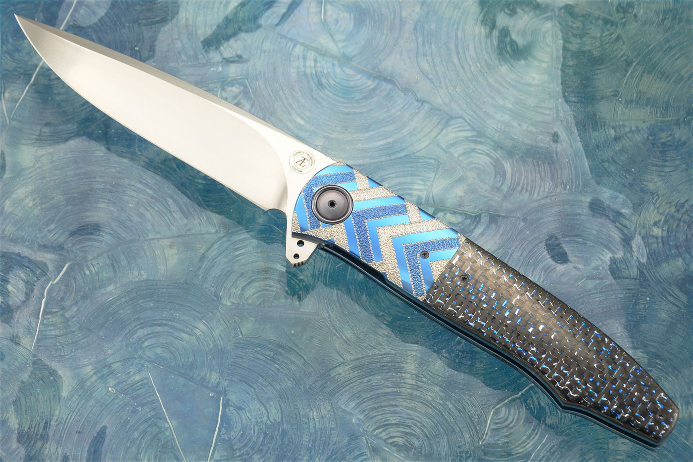 L20 Flipper with Blue/Silver Carbon Fiber (Ceramic IKBS) - M390