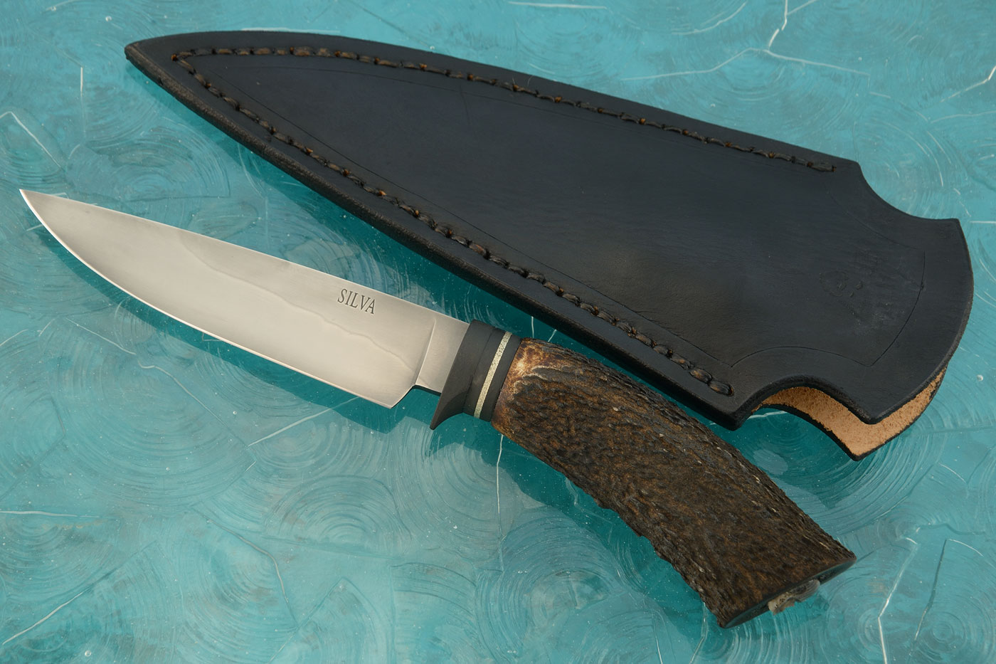 Honyaki Hunter with Stag - Skull