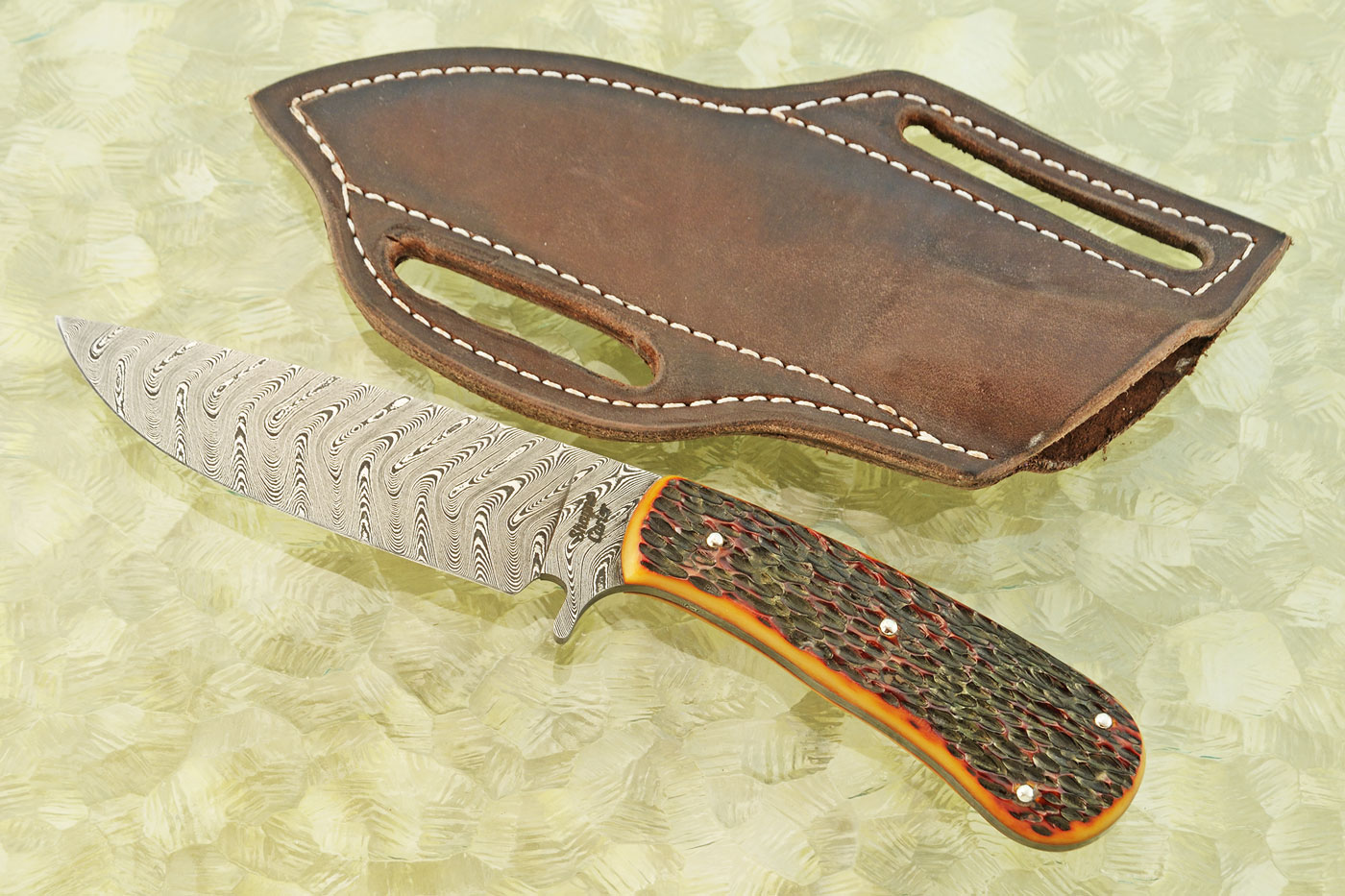 Damascus Hunter with Jigged Bone