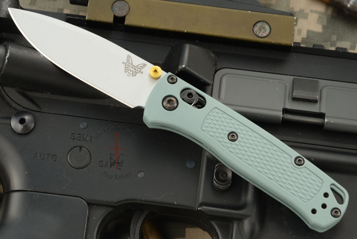 Mini Bugout (533SL-07) with Sage Green Grivory - S-30V