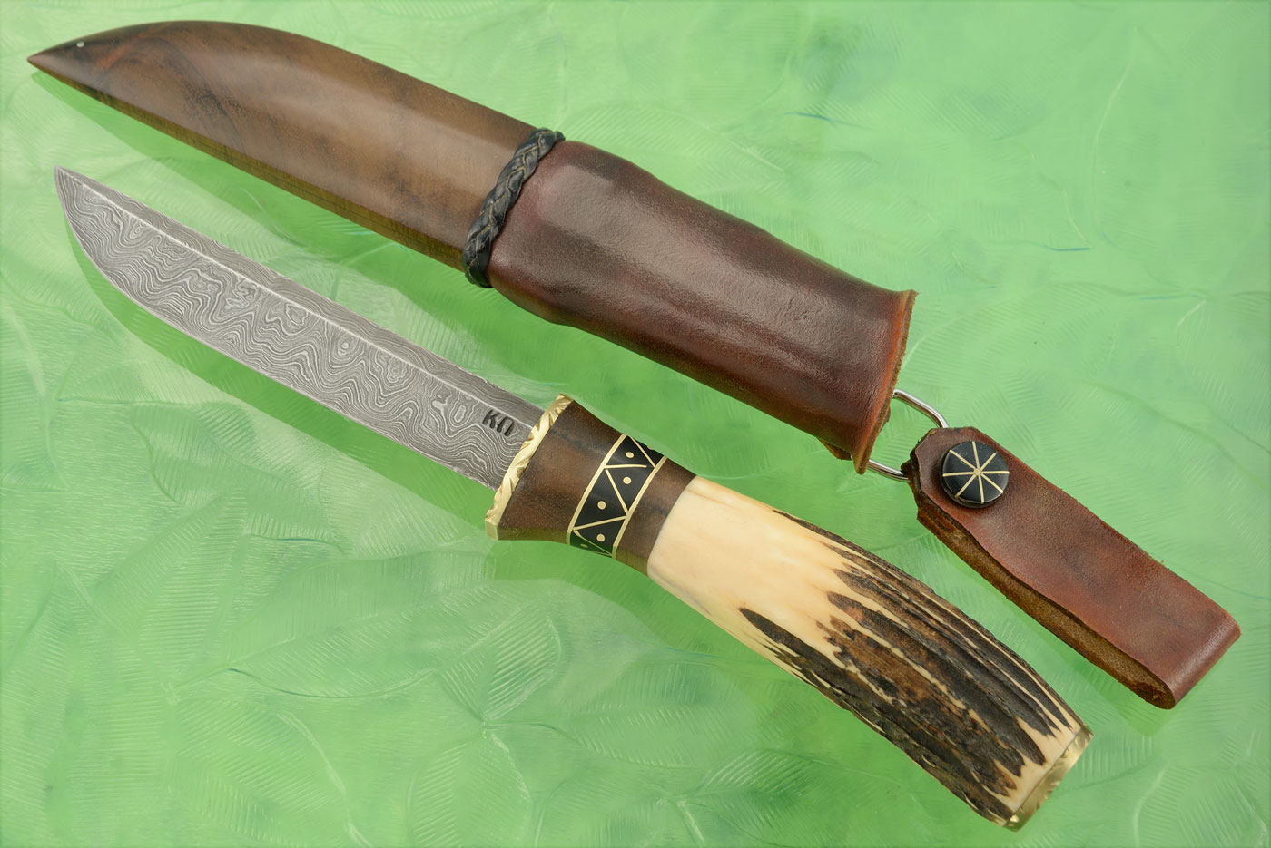 Kona Hunter with Damascus and Stag