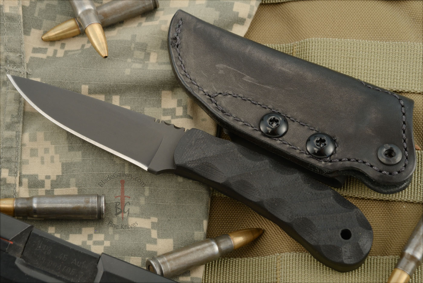 Standard Duty 2 (SD2) with Sculpted Black Laminate