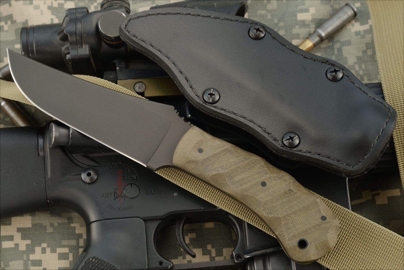 Belt Knife with Sculpted Green Laminate