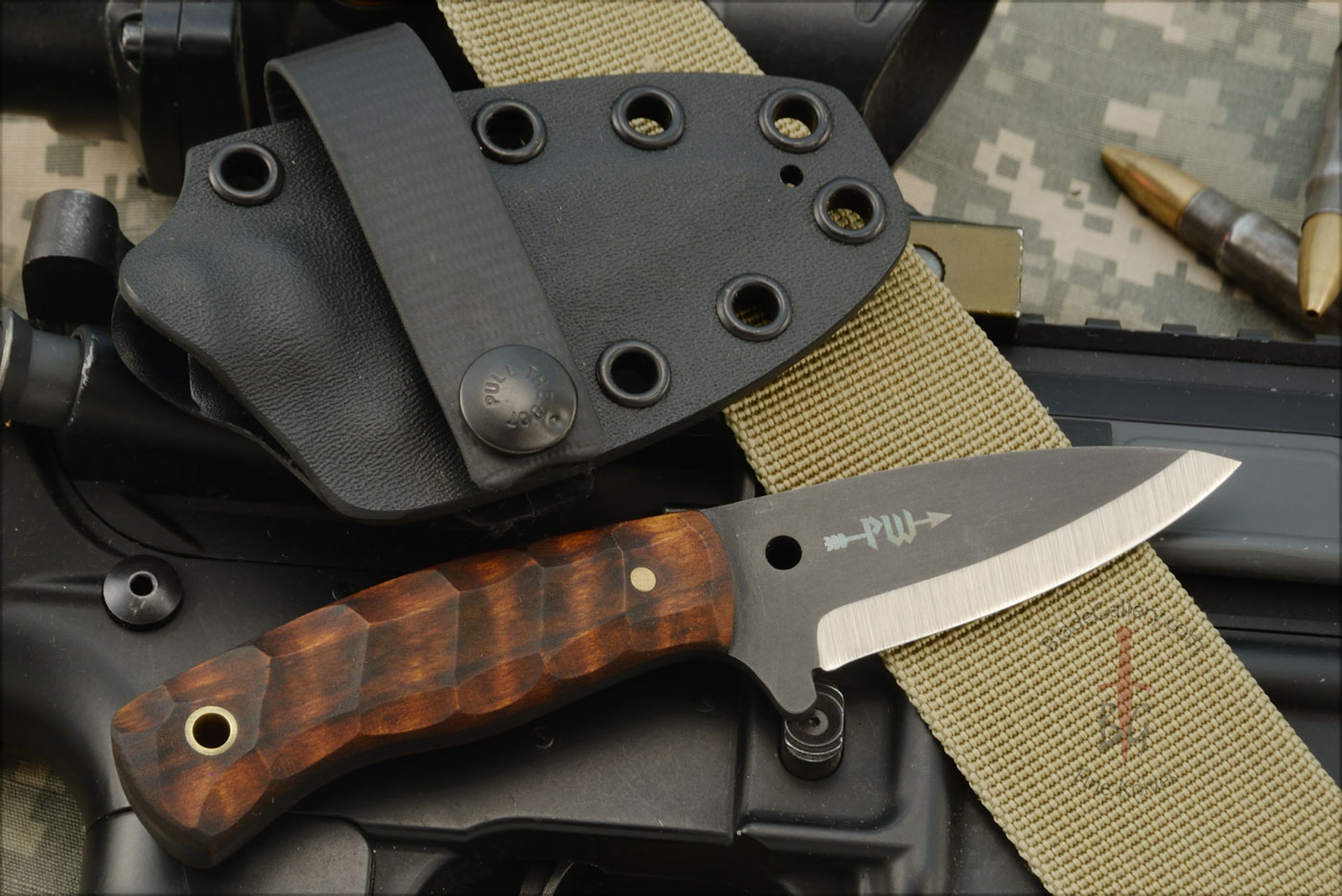 Foxfire with Sculpted Maple - 80CrV2