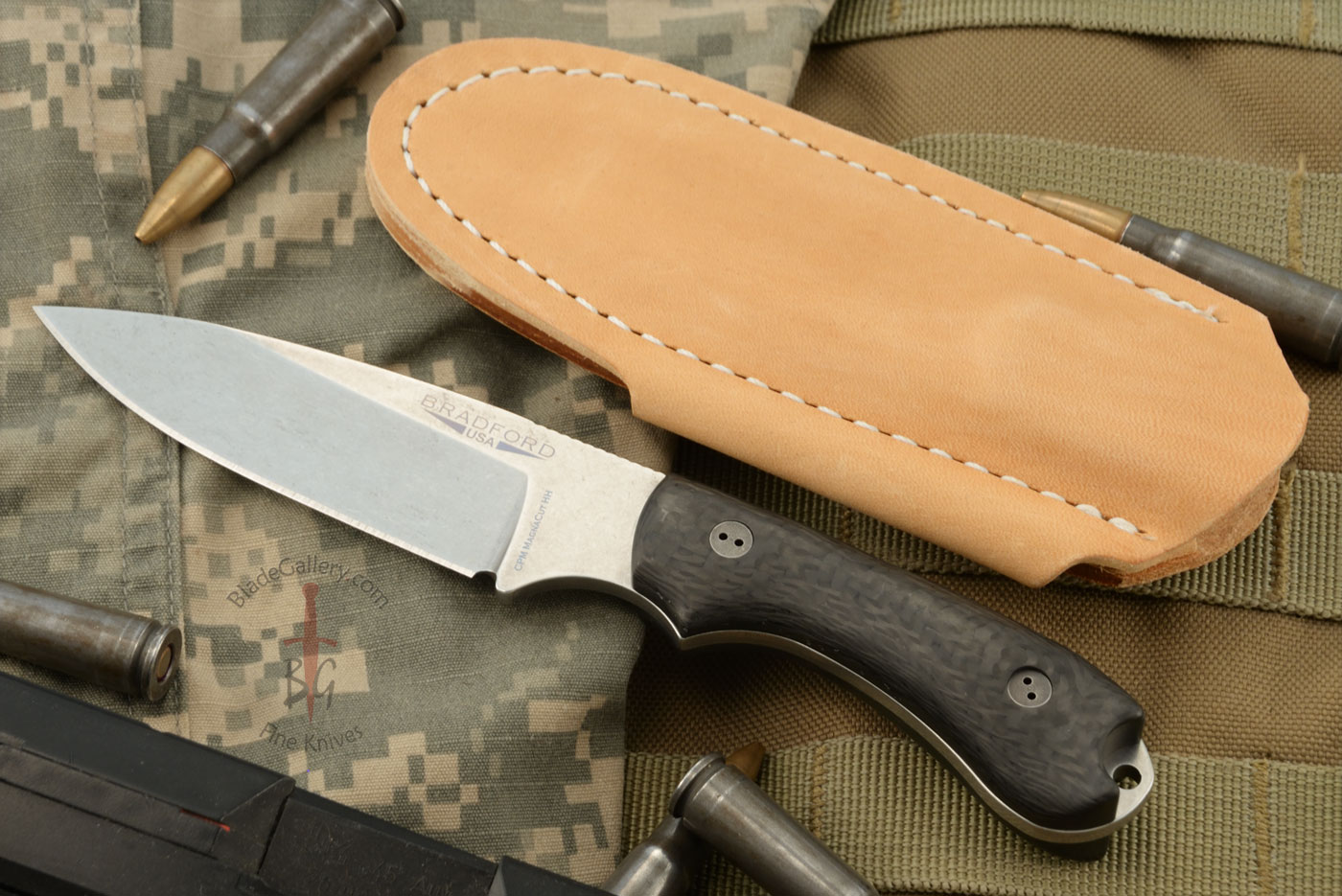 Guardian 3.2 - 3D Carbon Fiber, Stonewash Blade, Sabre Grind - CPM-MagnaCut