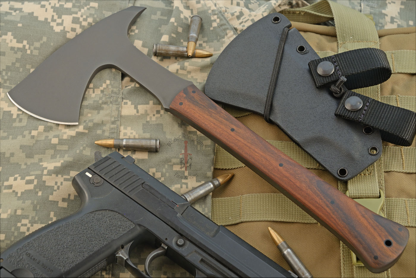 Ridge Line Hatchet with Rosewood - Limited Edition