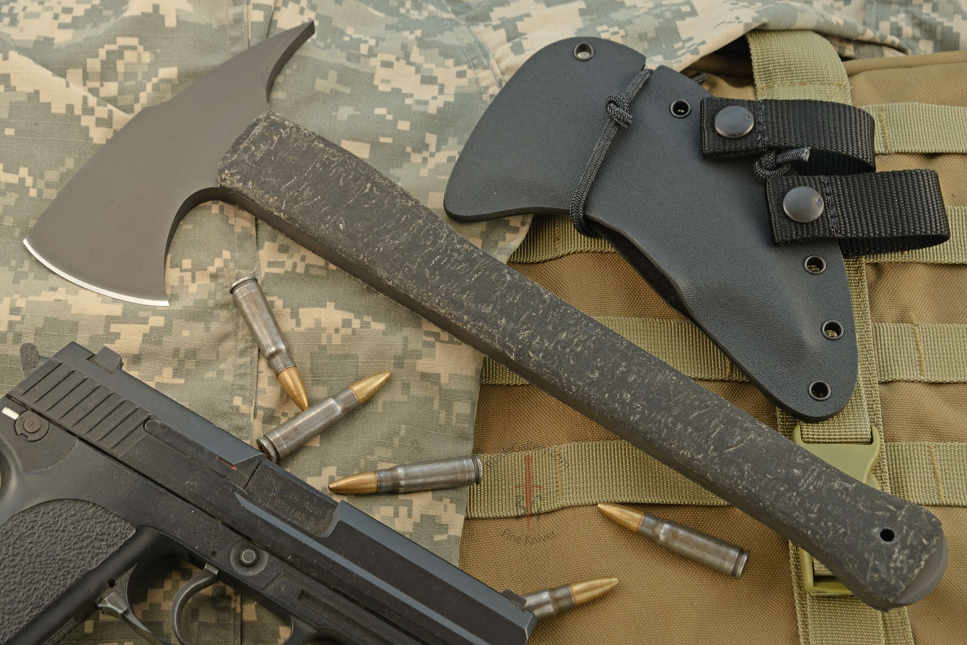 Combat Axe with Rubber