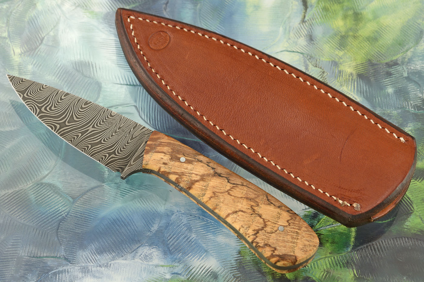 Twist Damascus Hunter with Spalted Oak