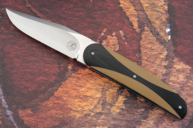 L25 Roll Opening Folder with Black and Coyote Brown G10