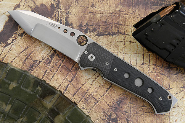 Modified Tanto with Carbon Fiber and G10