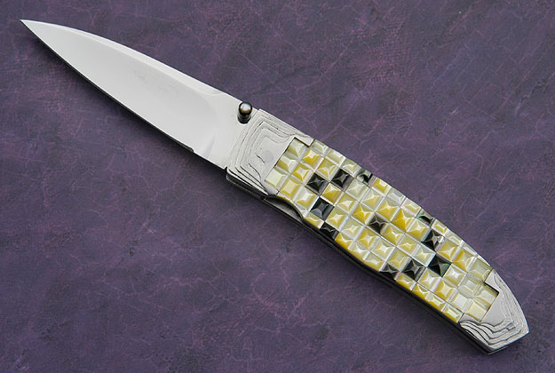 Pyramid Airstep Folder