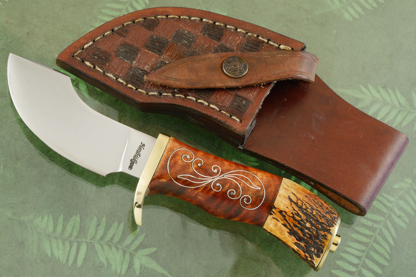 Alaskan Ulu Hunter with Curly Redwood and Indian Stag